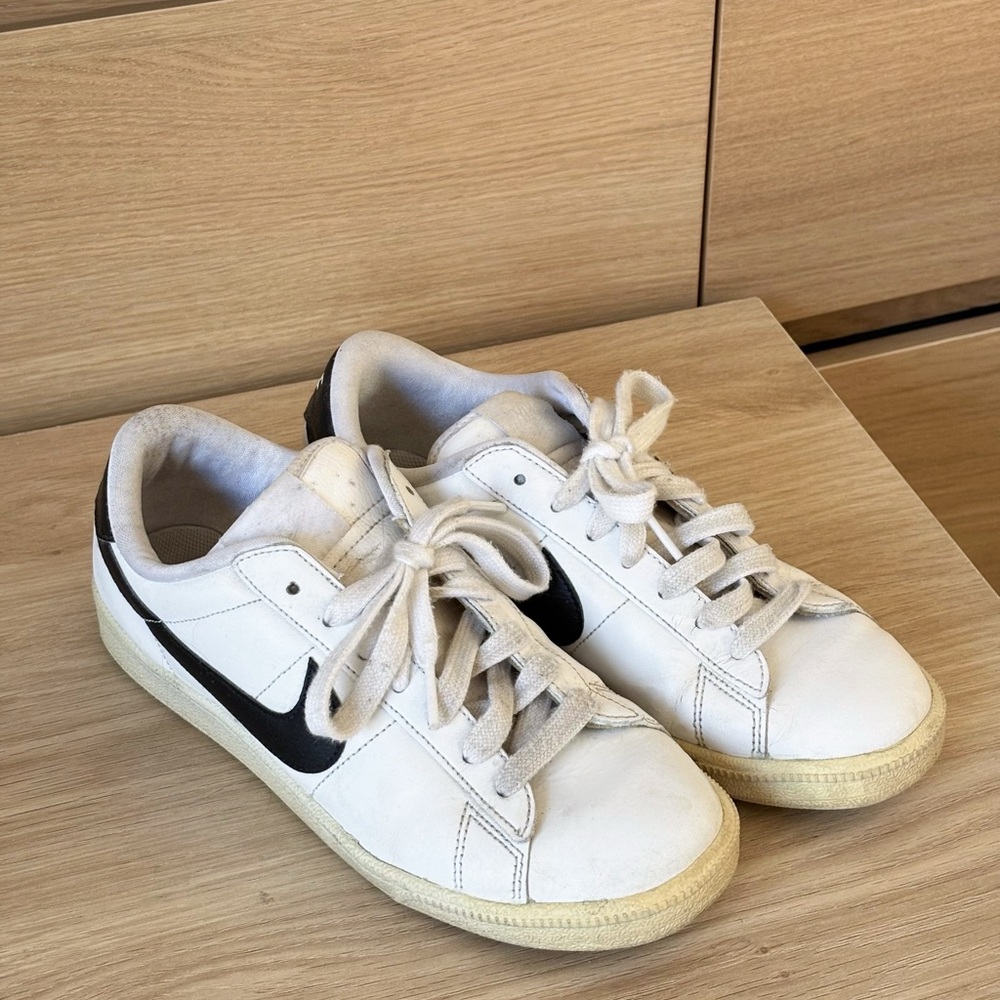 Nike Classic White and Black Sneakers